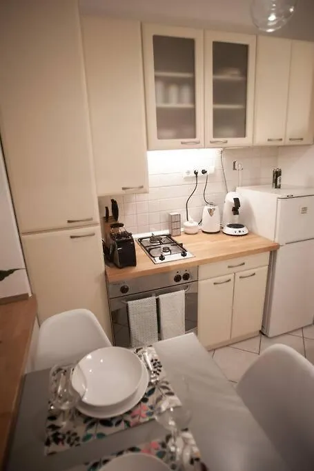 B10 Baross Apartment Budapest Hungary